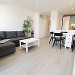 Sunny Vibes With Pool & Ocean Views Apartmán Costa Adeje (Tenerife)
