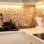 Apartmán Sunny Vibes With Pool & Ocean Views