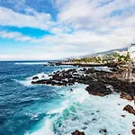 Apartmán Sunny Vibes With Pool & Ocean Views