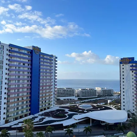 Sunny Vibes With Sea View * 아데제