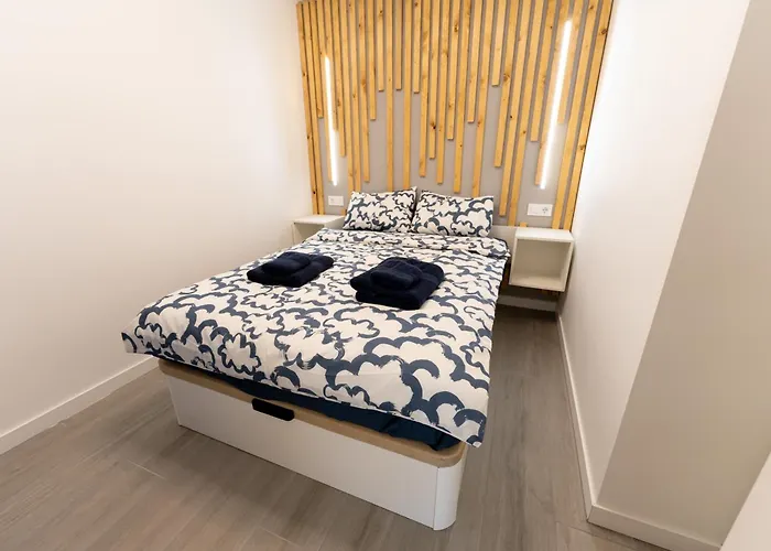 Sunny Vibes With Pool & Ocean Views Lägenhet