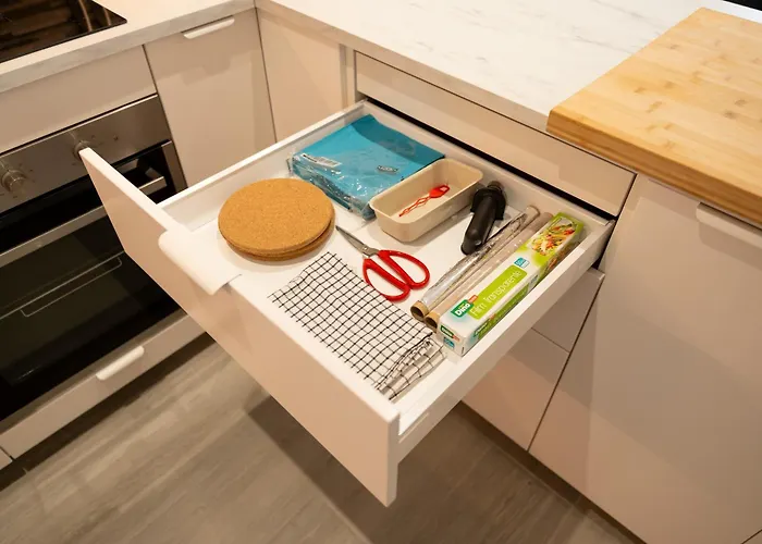 Sunny Vibes With Pool & Ocean Views Lägenhet