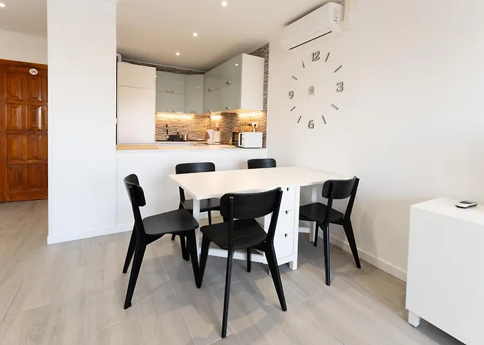 Sunny Vibes With Pool & Ocean Views